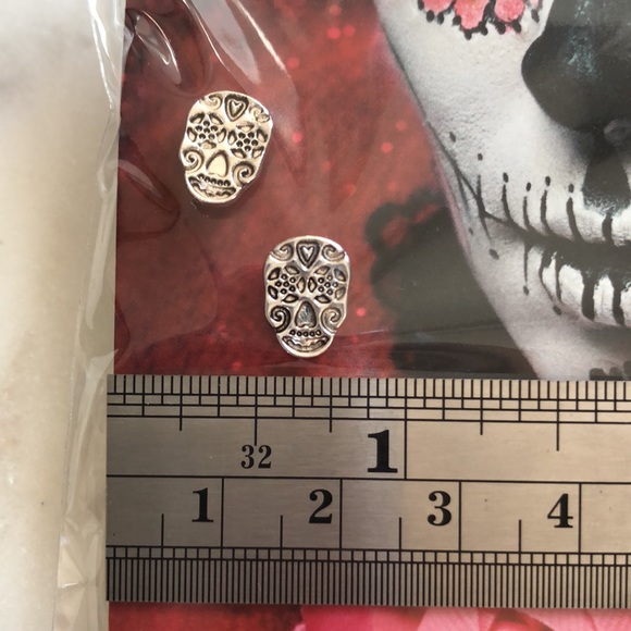 Skeleton Sugar Skull Day Of The Dead Halloween Dia de Los Muertos Post Earrings - Picture 7 of 11